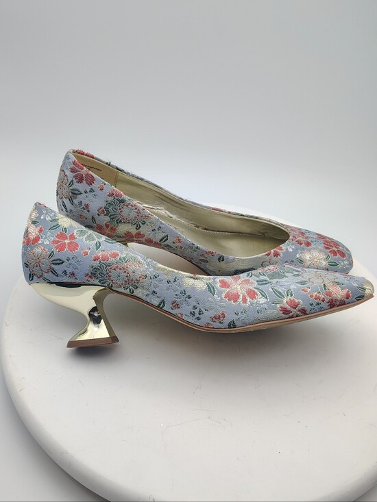 Katy Perry Collections Shoes - Katy Perry Floral Jacquard Square Toe Pumps With Unique Heel Design Size 9